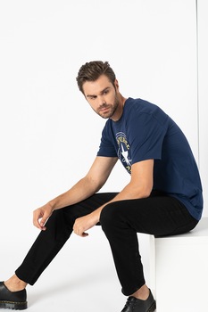 Converse, Tricou cu imprimeu logo si decolteu la baza gatului Chuck Taylor, Bleumarin/Alb Converse, Tricou cu imprimeu logo si decolteu la baza gatului Chuck Taylor, Bleumarin/Alb