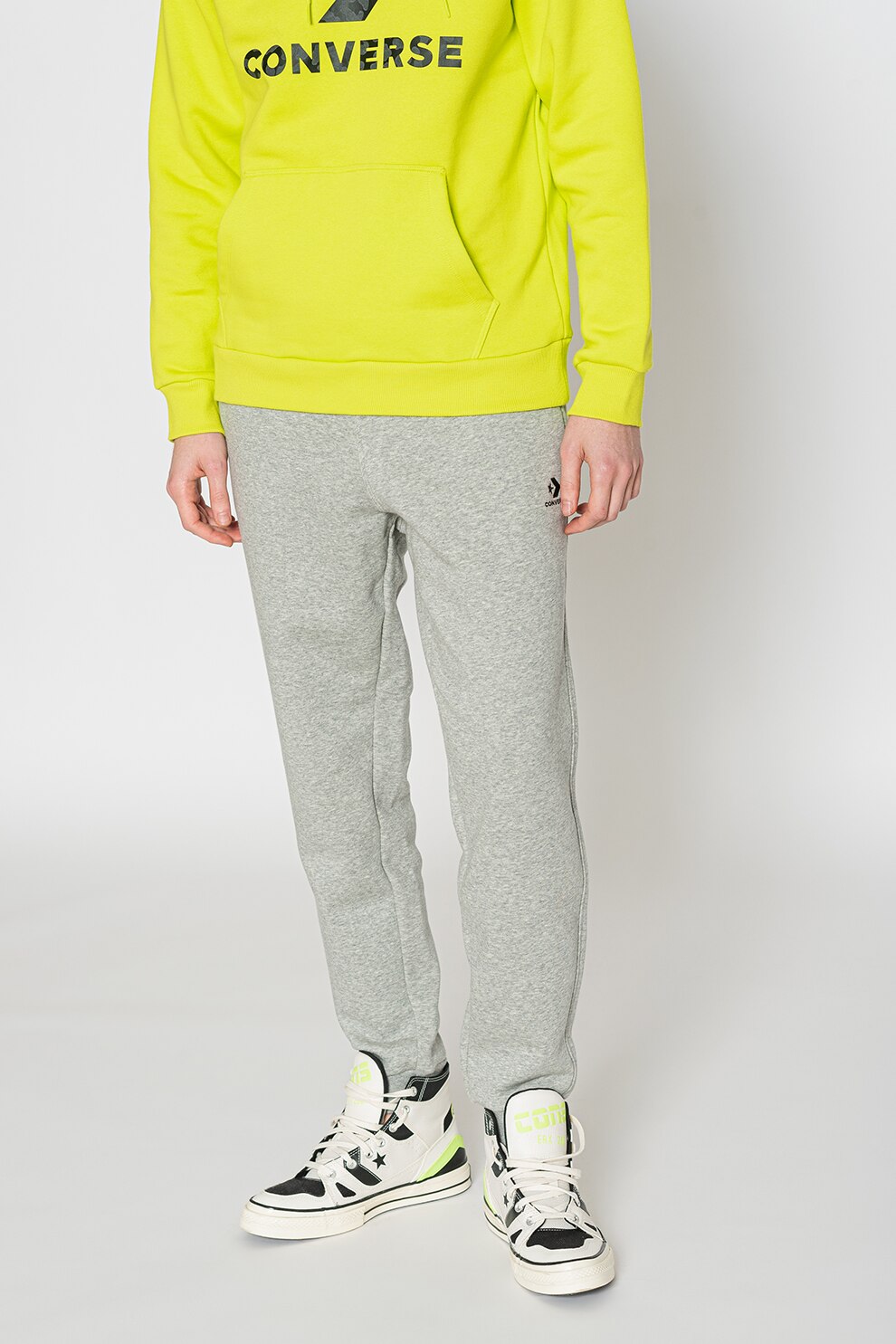 Converse, Pantaloni sport slim fit cu broderie cu stea Chevron, Gri melange