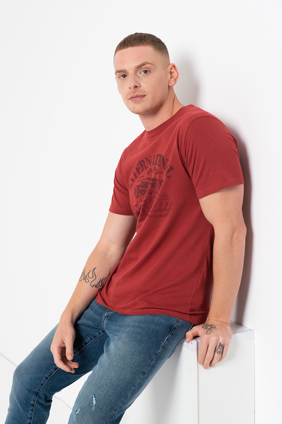 Jack&Jones, Tricou de bumbac cu imprimeu grafic si text Bluvintage, Rosu caramiziu