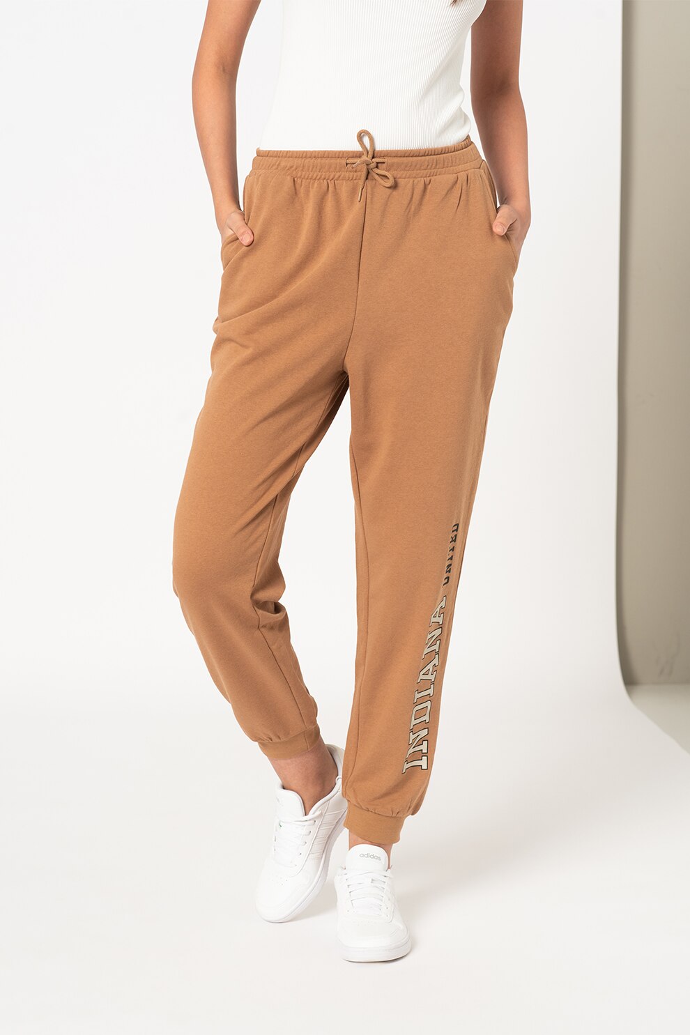 Only, Pantaloni sport din amestec de bumbac organic Essa, Maro deschis/Negru