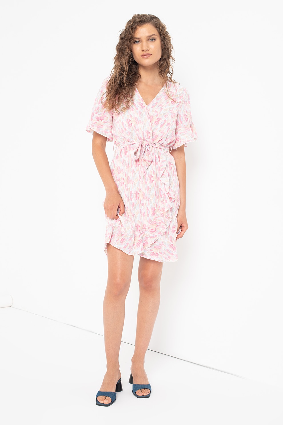 Sisters Point, Rochie cu imprimeu si decolteu in V New Greto, Alb prafuit/Roz pastel/Albastru lavanda