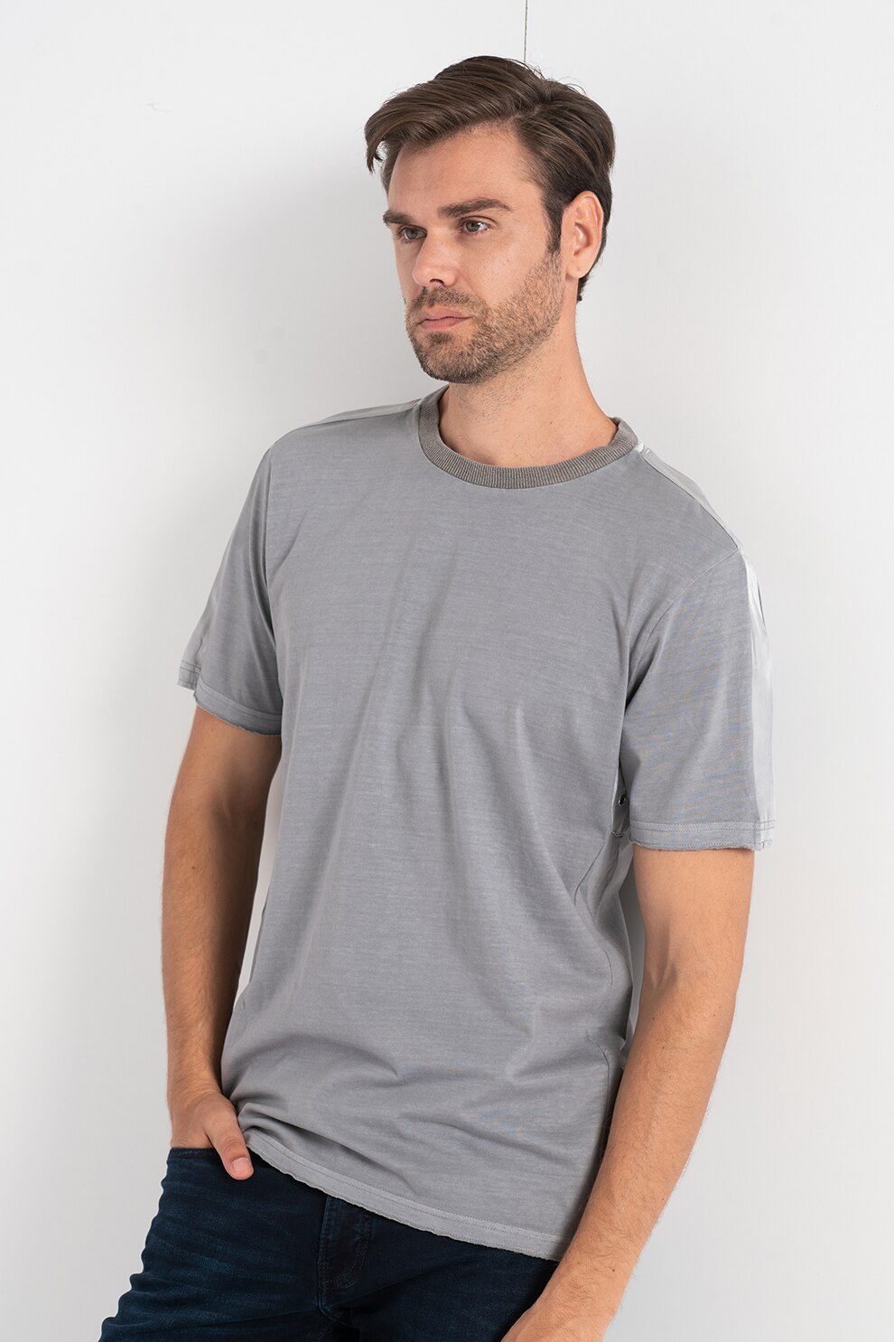Diesel, Tricou slim fit cu aplicatii cu anouri metalice Mix, Gri