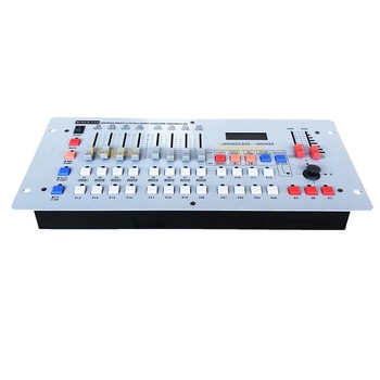 Controler DJ cu Lumina Inteligenta 16CHX12, 240 Canale DMX, Buton ON/OFF, Mod Cross, Design Compact si Subtire, AC 220V/50 Hz, Display LCD, Alb Controler DJ cu Lumina Inteligenta 16CHX12, 240 Canale DMX, Buton ON/OFF, Mod Cross, Design Compact si Subtire, AC 220V/50 Hz, Display LCD, Alb