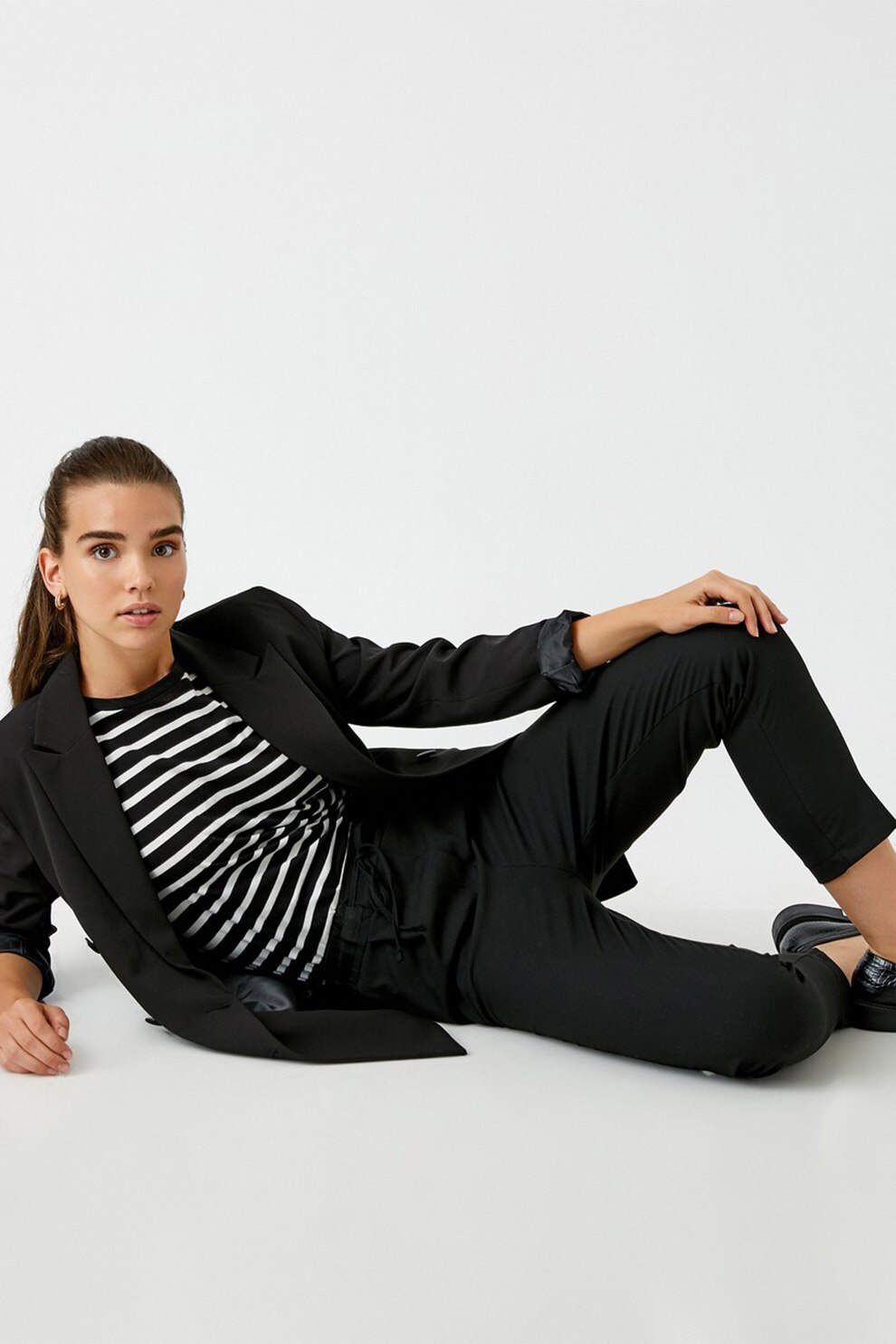 KOTON, Pantaloni jogger crop chino, Negru