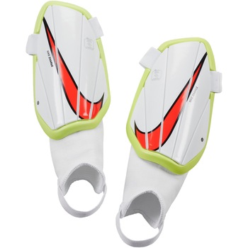 Aparatori fotbal Nike Charge pentru copii, White/Volt/Bright Crimson, M Aparatori fotbal Nike Charge pentru copii, White/Volt/Bright Crimson, M