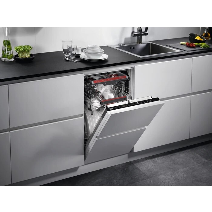 Masina de spalat vase incorporabila Slim AEG FSE73527P, 10 seturi, 7 programe, Clasa D, MaxiFlex, AirDry, QuickSelect, Motor inverter, SatelliteClean, Afisaj digital, Time Beam, 45 cm