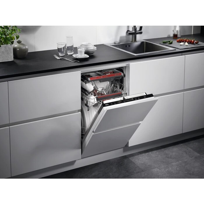 Masina de spalat vase incorporata ingusta AEG FSE72537P, panou de control Quickselect, sertar MaxiFlex, 10 locuri, AirDry, clasa energetica E