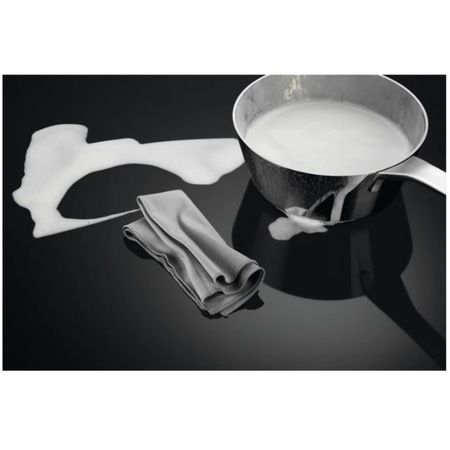 Plita incorporabila AEG IKB64431XB, Inductie, 4 zone de gatit, Timer, Booster, Oprire automata, Detectare vase, Semnal acustic, 60 cm, Negru