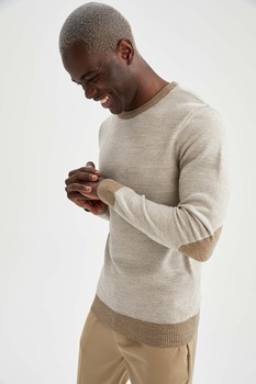 DeFacto, Pulover slim fit cu aplicatii pe coate, Maro nisip DeFacto, Pulover slim fit cu aplicatii pe coate, Maro nisip