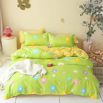 Lenjerie de pat, Pucioasa, Bumbac Satinat, 4 piese, 2 Persoane, 010-P, 200 x 230cm Lenjerie de pat, Pucioasa, Bumbac Satinat, 4 piese, 2 Persoane, 010-P, 200 x 230cm