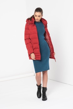 Geox, Jacheta cu gluga, din material ce indeparteaza umezeala Ashleey, Rosu, XS Geox, Jacheta cu gluga, din material ce indeparteaza umezeala Ashleey, Rosu, XS