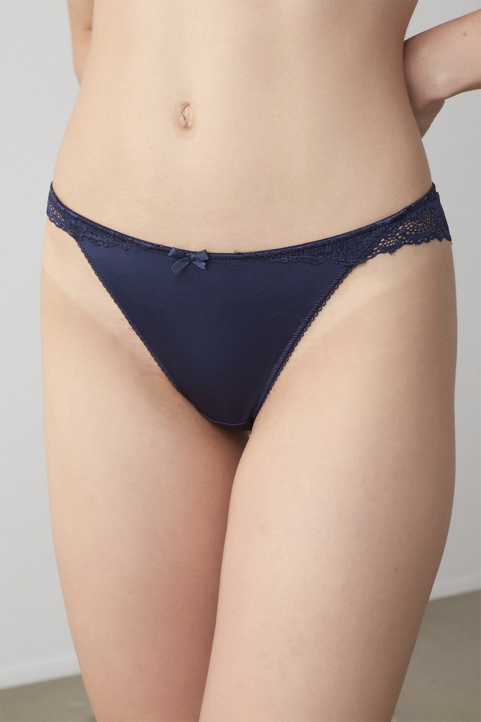 Penti, Chiloti tanga cu insertii de dantela, Bleumarin, XS