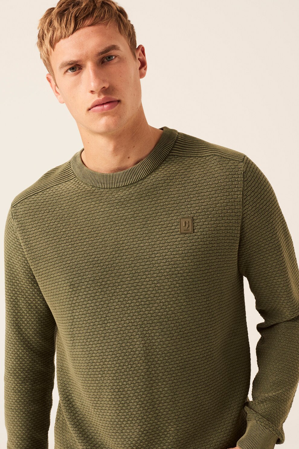 Garcia, Pulover cu decolteu la baza gatului si aspect texturat, Verde feriga