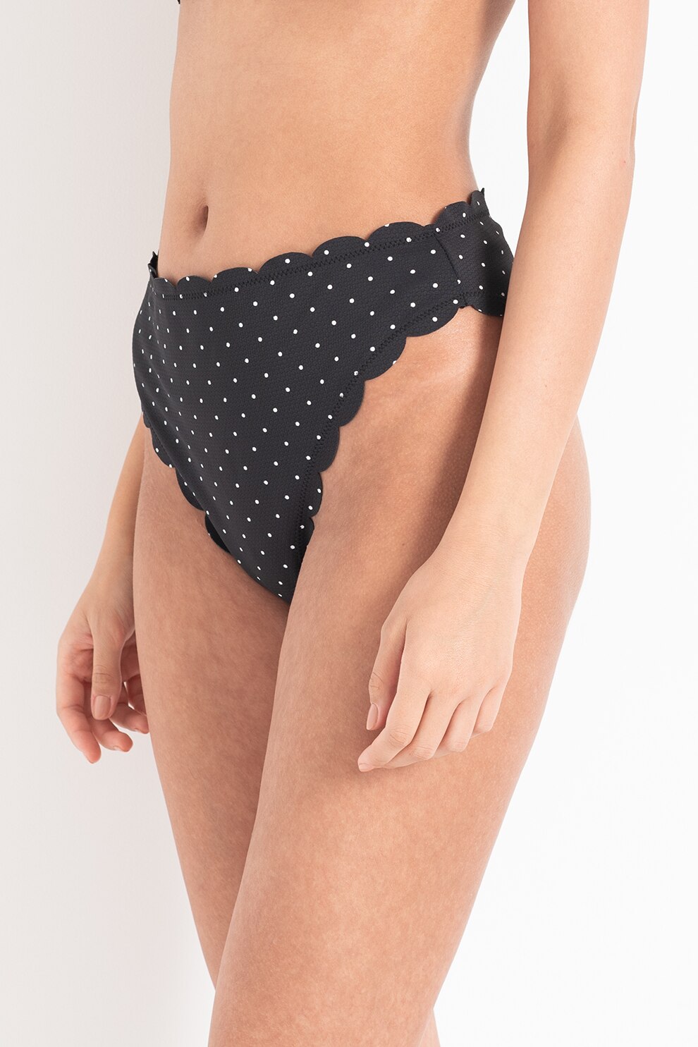 Hunkemoller, Slip cu buline si margini valurite Rio, Negru/Alb