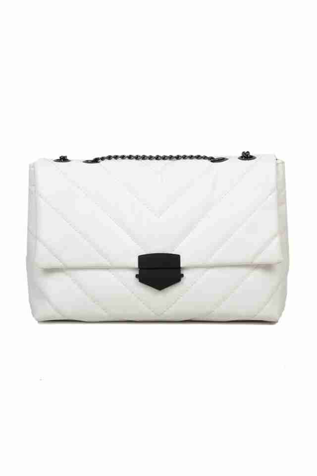 Geanta de dama Scarlet alba din piele ecologica matalasata cu lant metalic, 28 x 19 x 8 cm