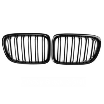 Set grile nari radiator Negru lucios bara fata pentru BMW X1 E84 2009-2015 Sdrive Xdrive Set grile nari radiator Negru lucios bara fata pentru BMW X1 E84 2009-2015 Sdrive Xdrive