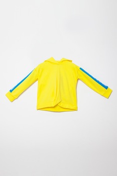 Agatha Ruiz de la Prada, Hanorac cu imprimeu text si maneci contrastante, Galben/Albastru Agatha Ruiz de la Prada, Hanorac cu imprimeu text si maneci contrastante, Galben/Albastru