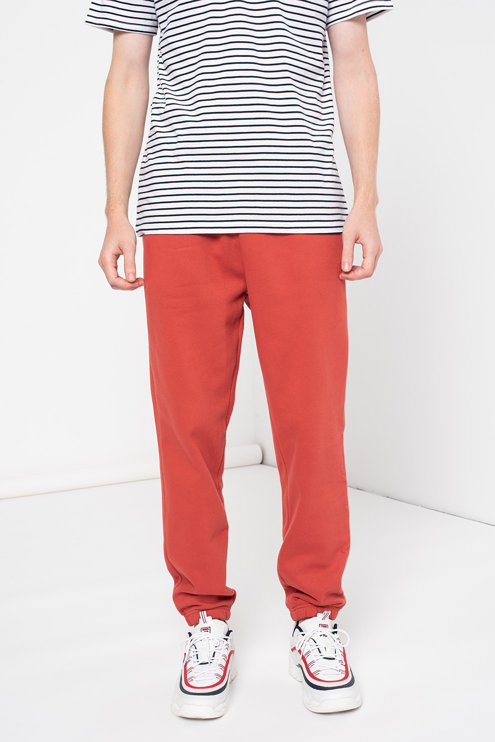 GAP, Pantaloni sport din amestec de bumbac cu croiala conica, Oranj stins