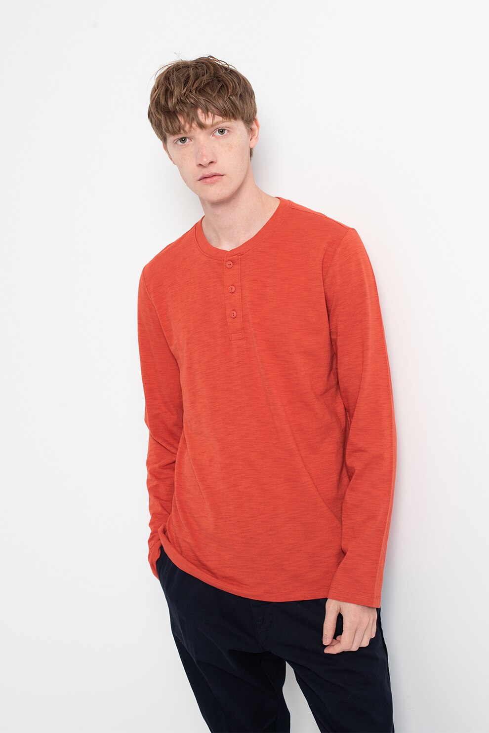 GAP, Bluza de bumbac cu fenta cu nasturi, Rosu caramiziu