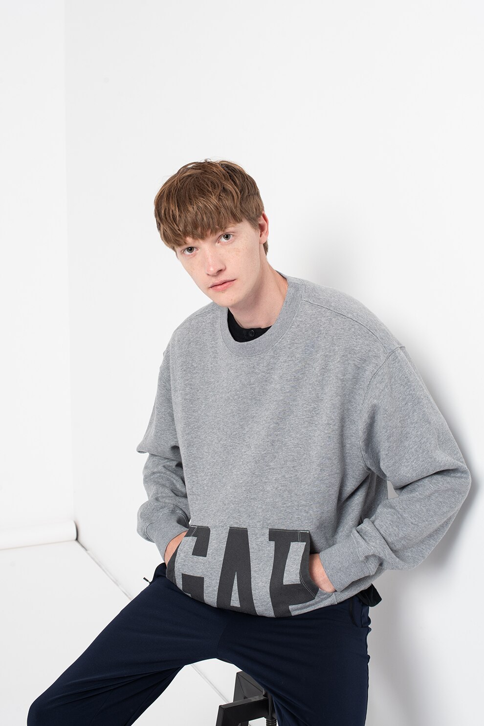 GAP, Bluza sport supradimensionata cu imprimeu logo, Gri melange