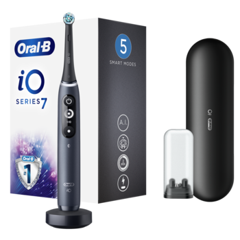 Periuta de dinti electrica Oral-B iO7 cu Tehnologie Magnetica si Micro-Vibratii, Inteligenta artificiala, Display led interactiv, Senzor de presiune Smart, Timer vizibil, 5 moduri, 1 capat, Suport rezerve, Incarcator magnetic, Trusa de calatorie, Negru Periuta de dinti electrica Oral-B iO7 cu Tehnologie Magnetica si Micro-Vibratii, Inteligenta artificiala, Display led interactiv, Senzor de presiune Smart, Timer vizibil, 5 moduri, 1 capat, Suport rezerve, Incarcator magnetic, Trusa de calatorie, Negru