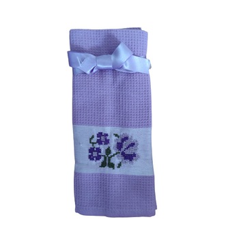 Prosop de bucatarie mov, bumbac, cu broderie si fundita, 70x45 cm Prosop de bucatarie mov, bumbac, cu broderie si fundita, 70x45 cm