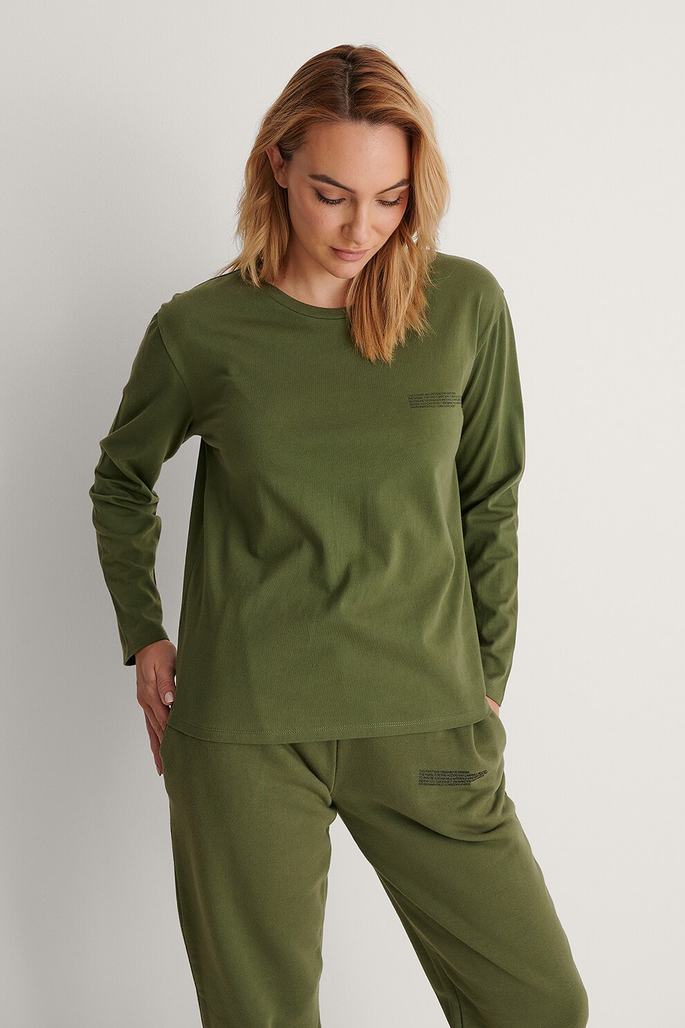 NA-KD, Bluza cu decolteu la baza gatului si maneci cazute, Verde militar