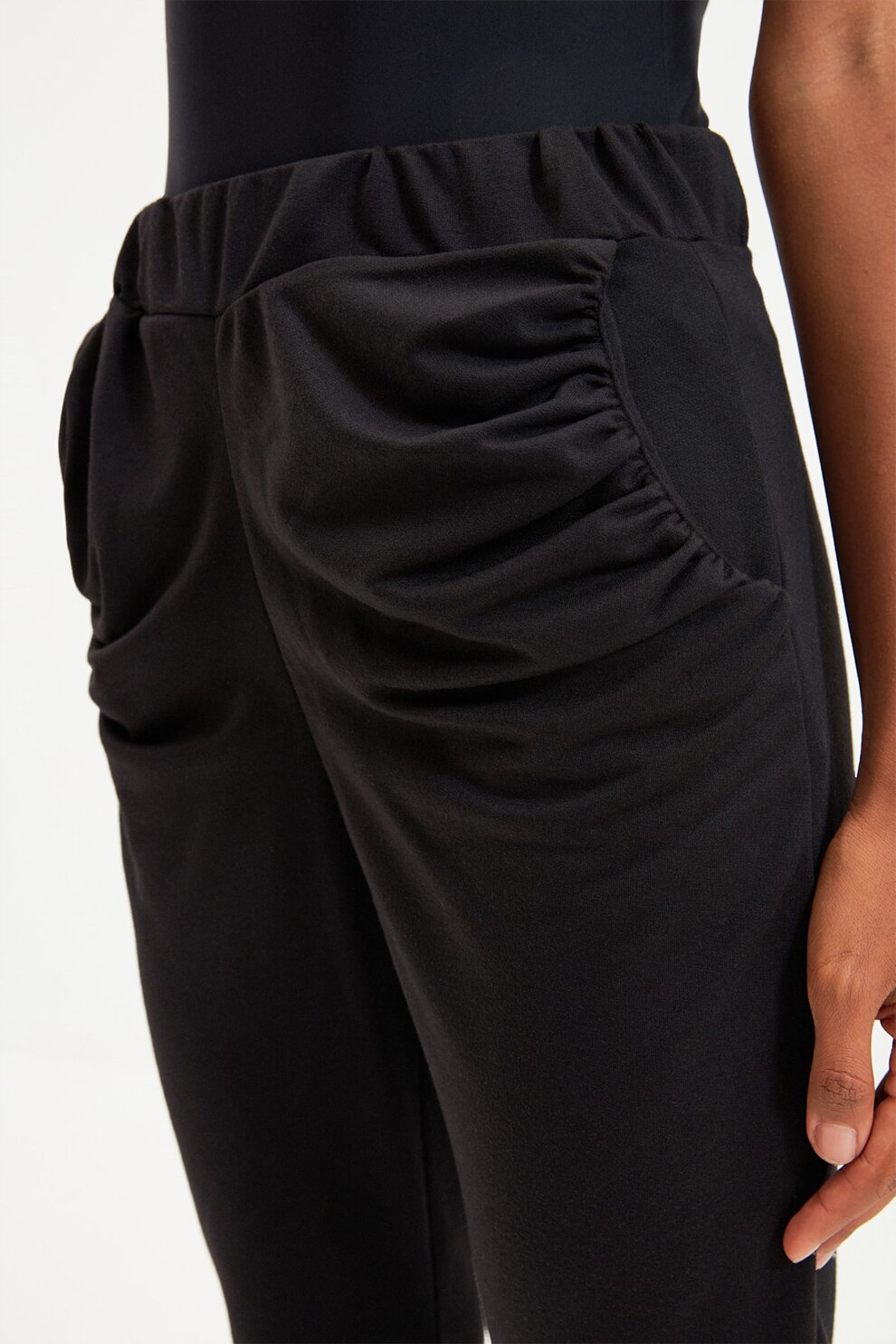 Trendyol, Pantaloni sport cu talie inalta si buzunare oblice, Negru