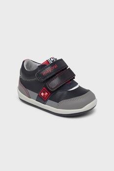 Mayoral, Pantofi sport cu inchidere velcro si garnituri din piele, Bleumarin inchis/Gri inchis Mayoral, Pantofi sport cu inchidere velcro si garnituri din piele, Bleumarin inchis/Gri inchis
