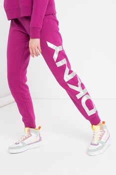 DKNY, Pantaloni sport cu imprimeu logo pentru fitness, Roz fandango/argintiu DKNY, Pantaloni sport cu imprimeu logo pentru fitness, Roz fandango/argintiu