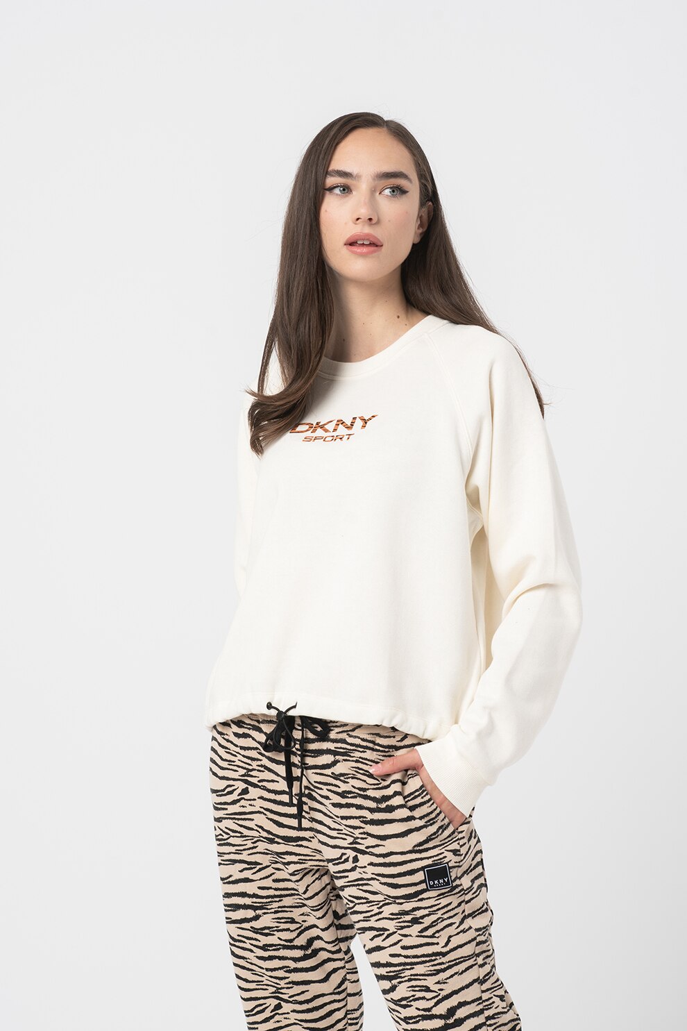 DKNY, Bluza sport cu decolteu la baza gatului si logo, pentru fitness, Alb fildes