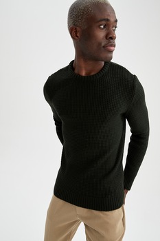 DeFacto, Pulover slim fit cu decolteu la baza gatului, Verde forest DeFacto, Pulover slim fit cu decolteu la baza gatului, Verde forest