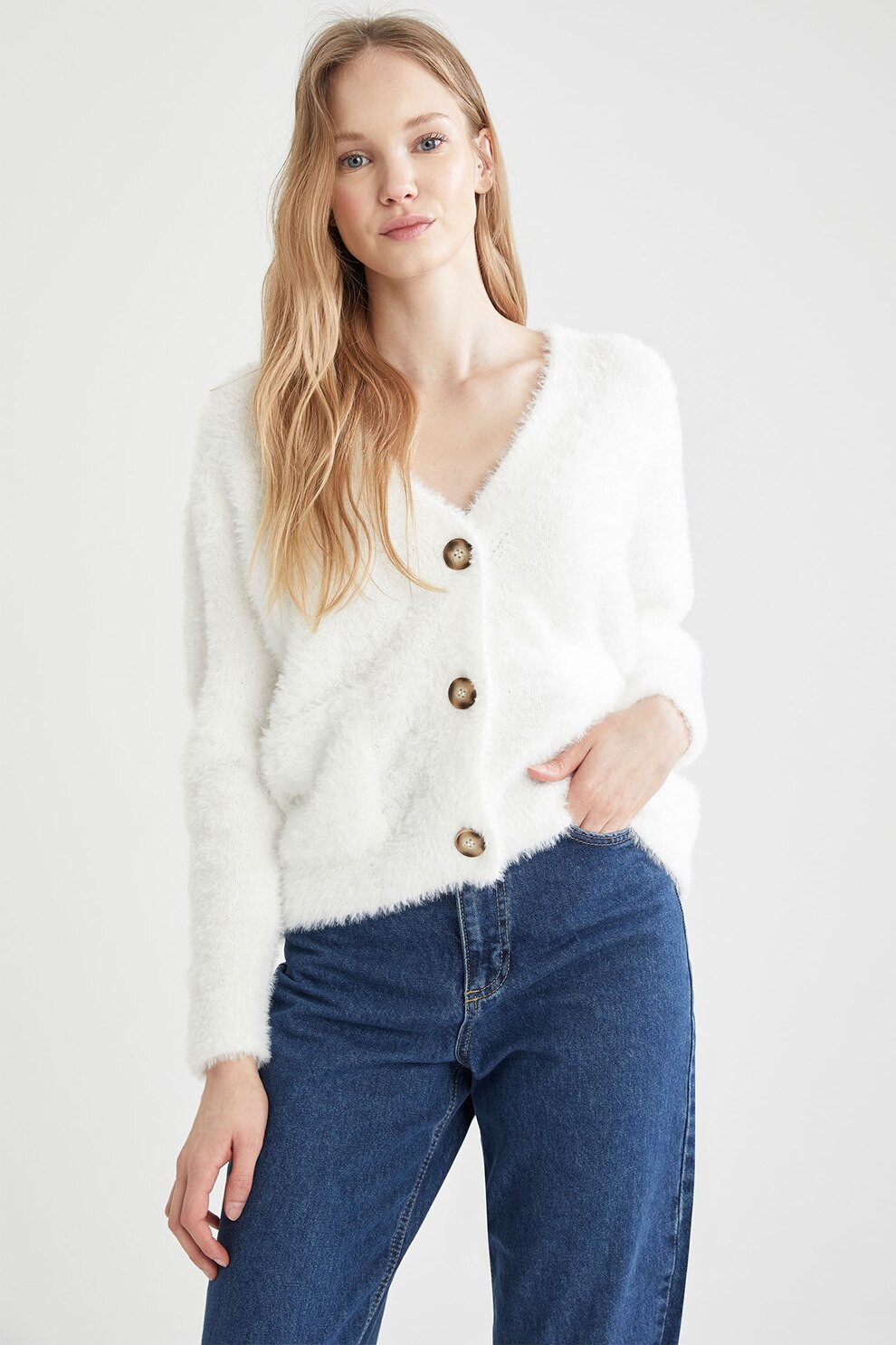 DeFacto, Cardigan cu decolteu in V si buzunare aplicate, Alb