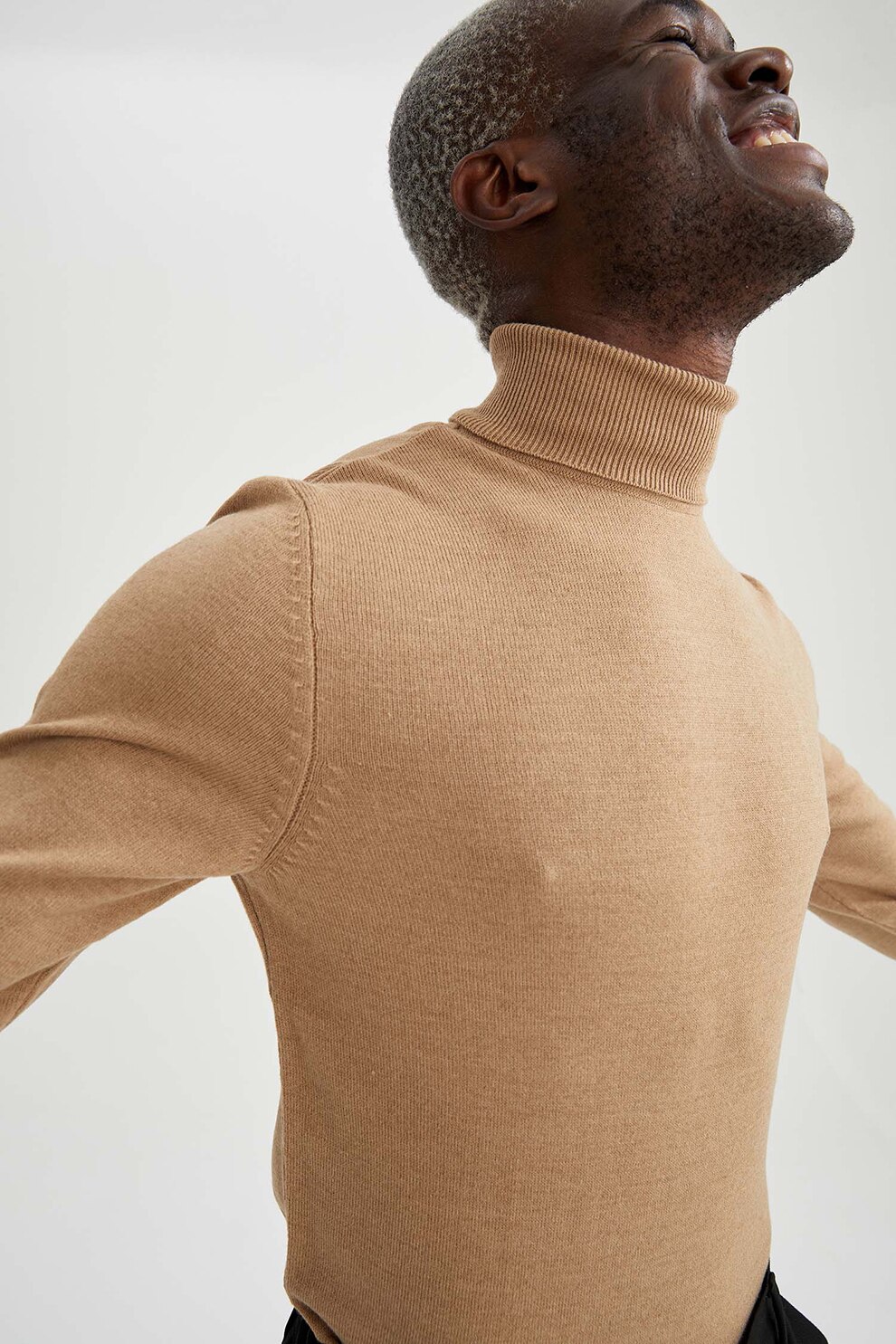 DeFacto, Pulover slim fit cu guler inalt, Maro camel