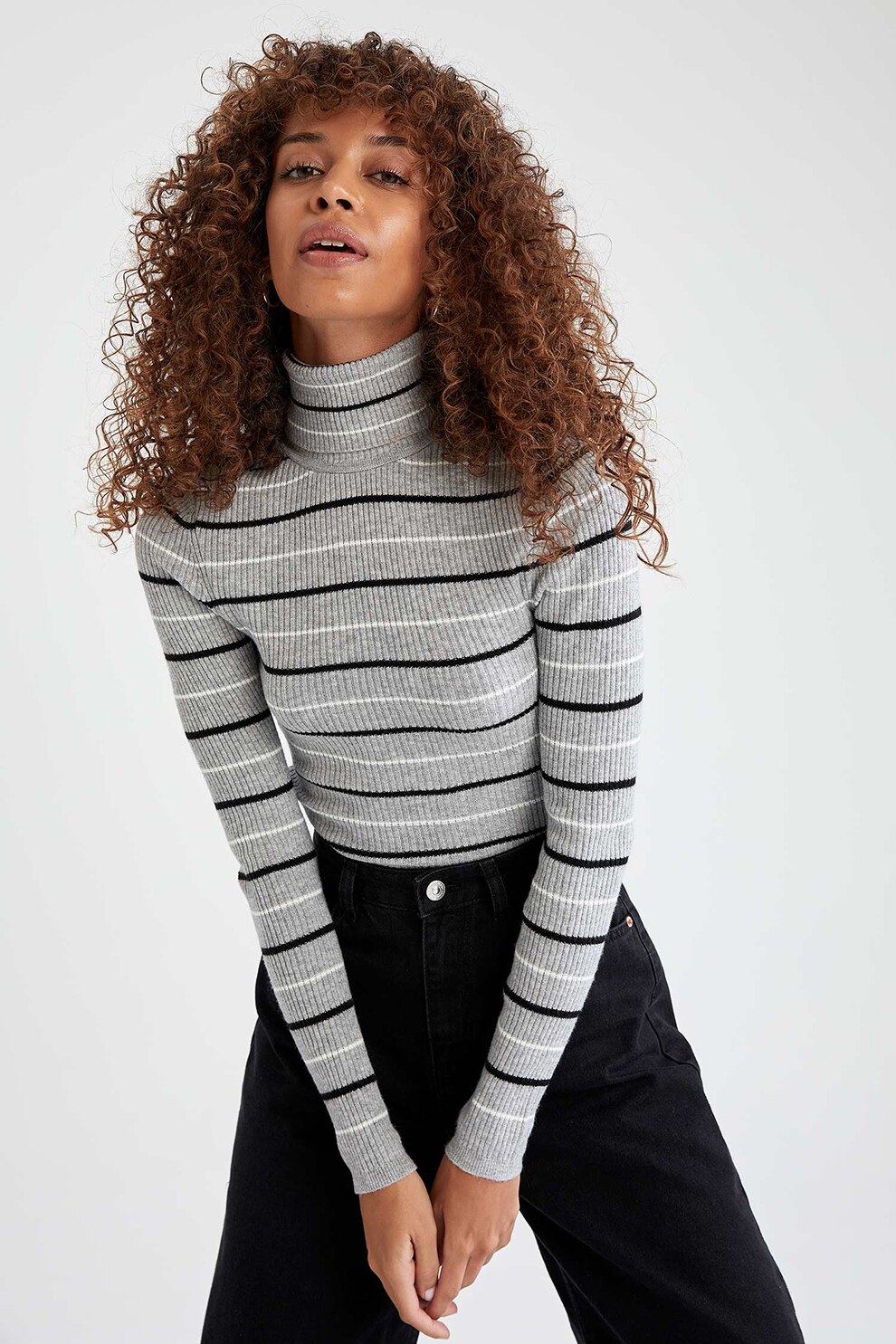 DeFacto, Pulover slim fit crop cu guler inalt, Gri/Negru/Alb