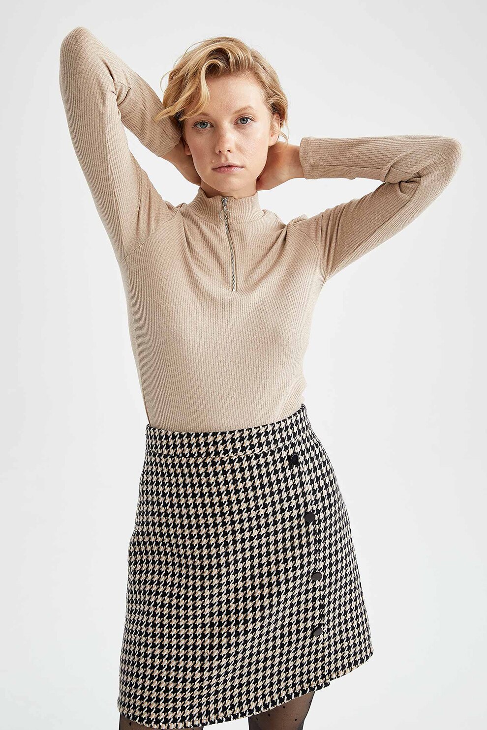 DeFacto, Bluza slim-fit cu striatii si fermoar scurt, Maro nisip