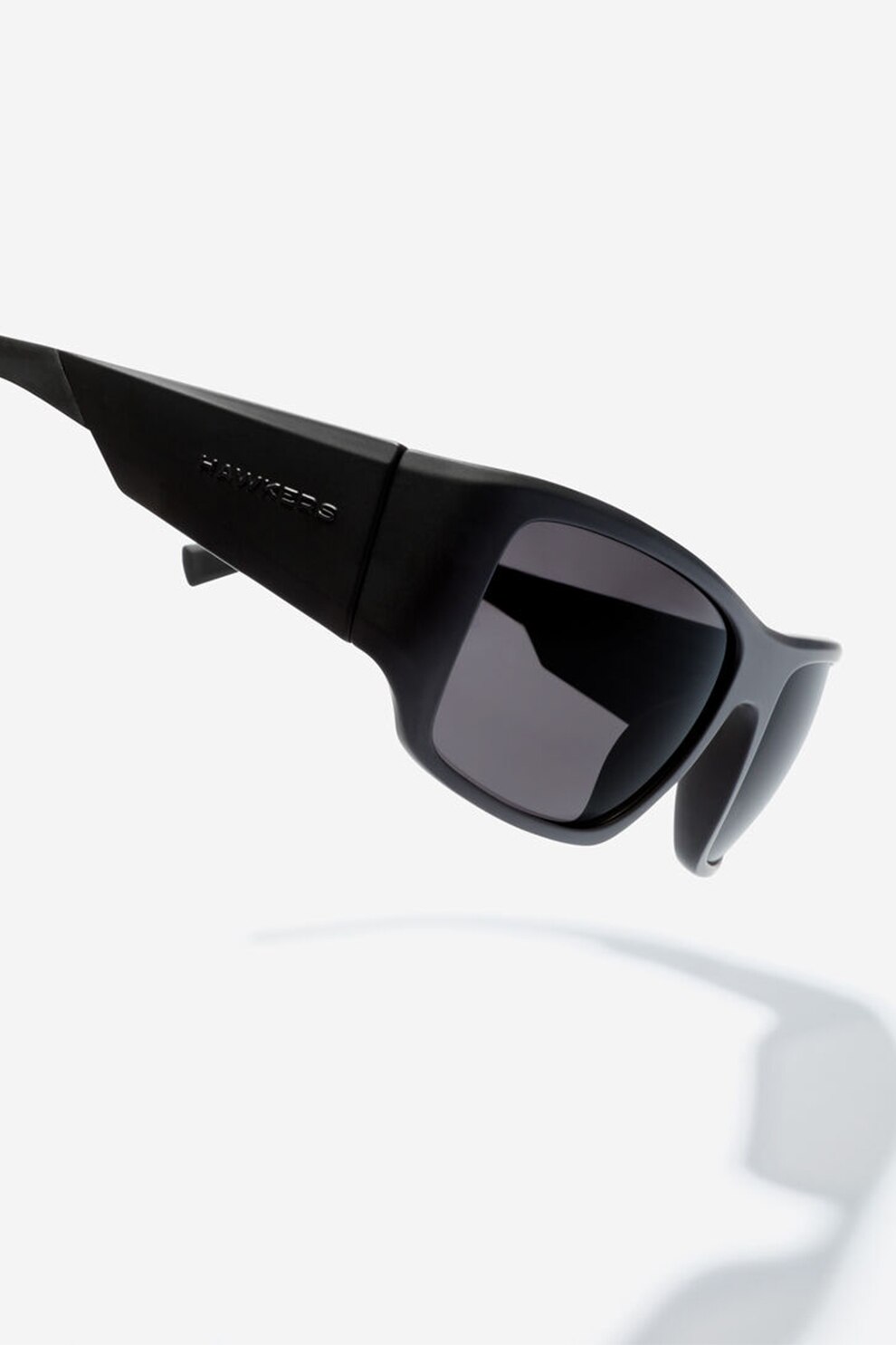 Hawkers, Ochelari de soare unisex polarizati uni, Negru, 56-19-130 Standard