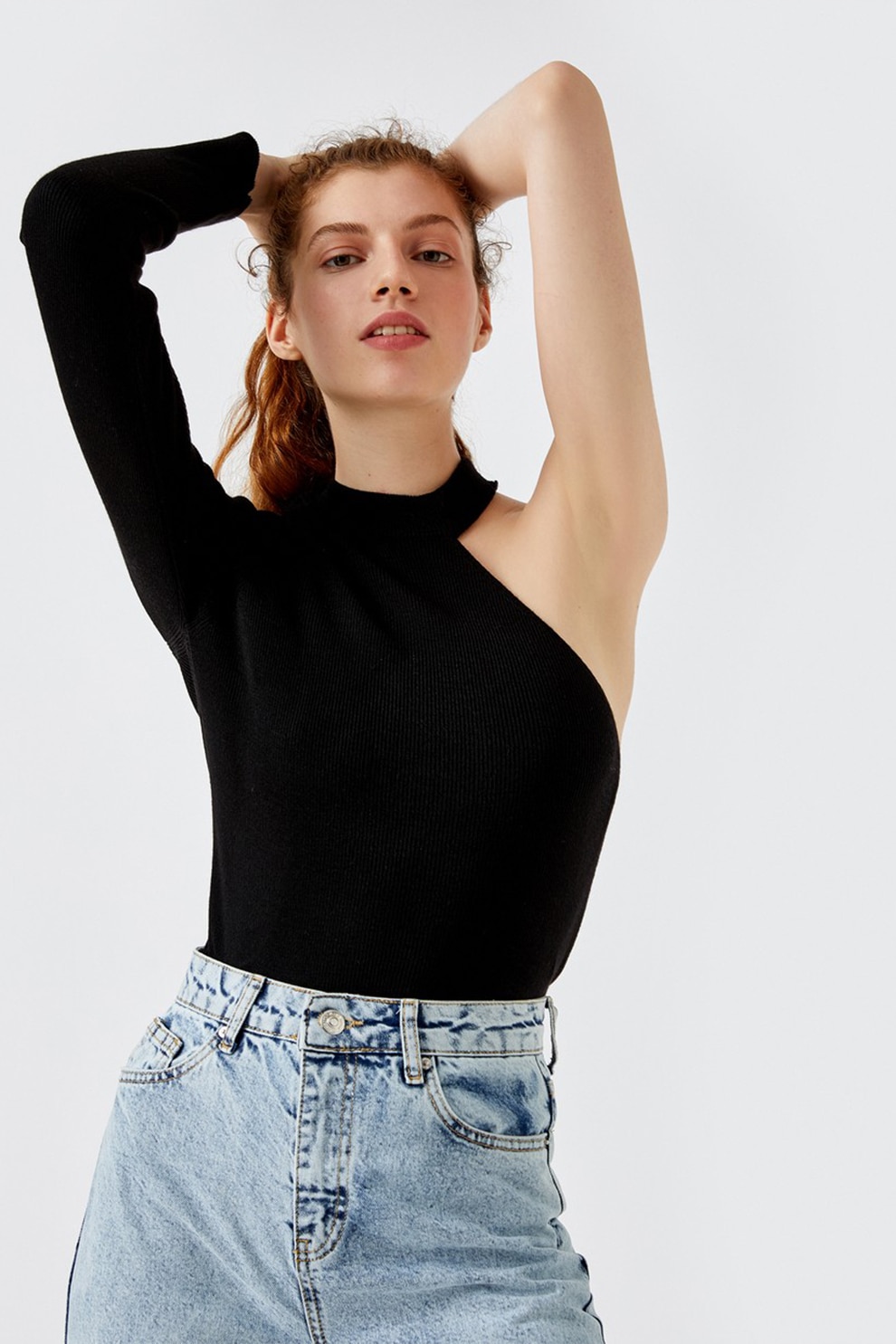 KOTON, Pulover cu decolteu pe un umar, Negru