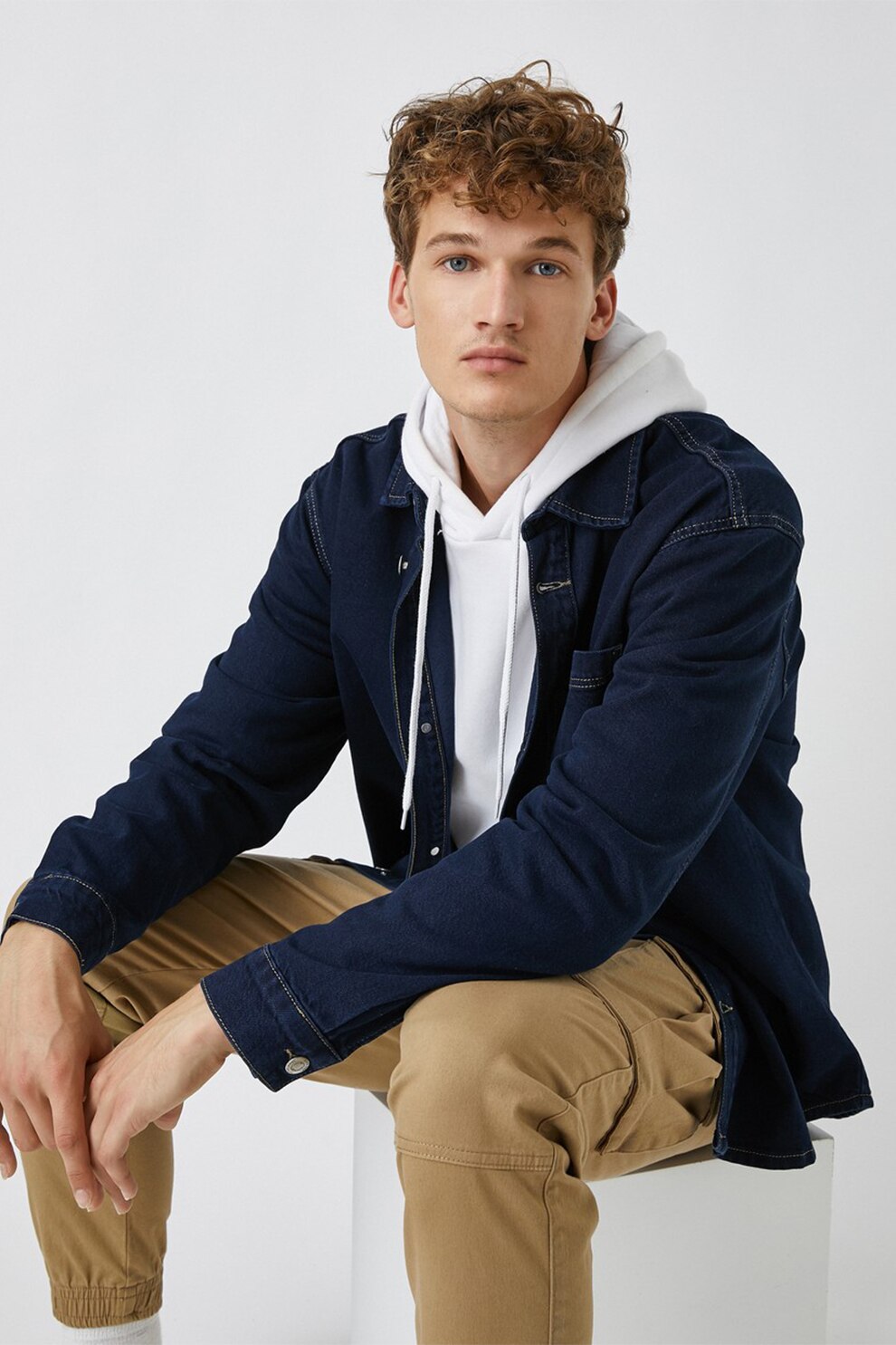 KOTON, Jacheta de denim cu buzunare aplicate, Bleumarin inchis