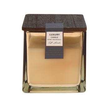 Lumanare parfumata Luxury, in suport sticla cu capac, 10x10x10.5 cm Lumanare parfumata Luxury, in suport sticla cu capac, 10x10x10.5 cm