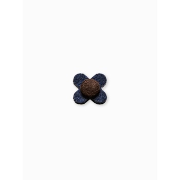 Brosa pentru barbati, Ombre, A242, Fetru/Metal, Model floare, 3 x 3 cm, Albastru/Maro Brosa pentru barbati, Ombre, A242, Fetru/Metal, Model floare, 3 x 3 cm, Albastru/Maro