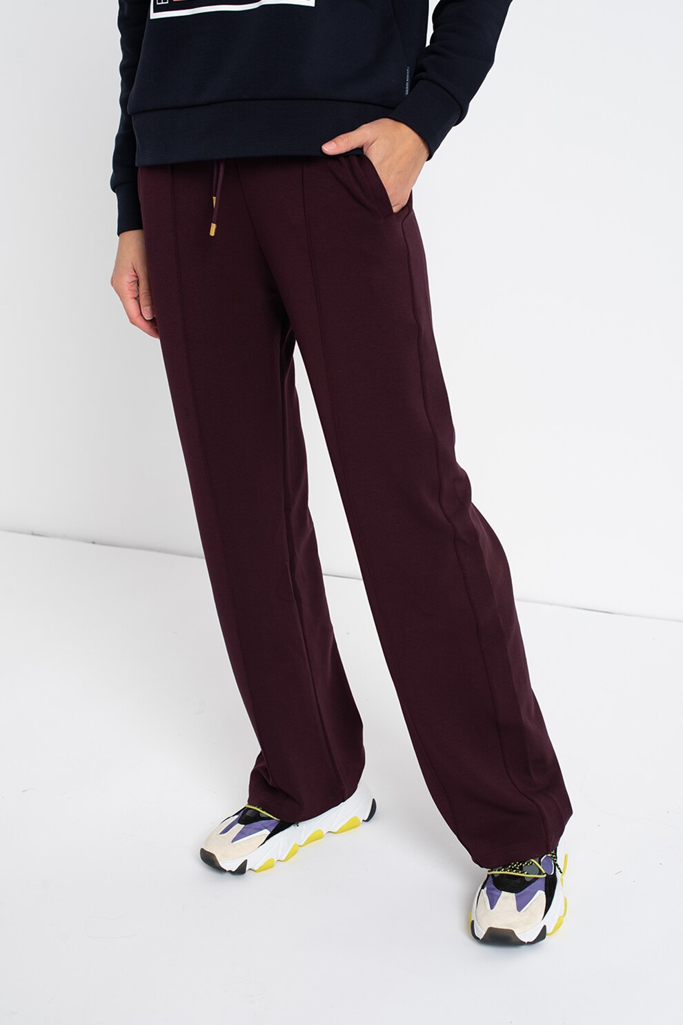 Maison Scotch, Pantaloni sport din amestec de modal cu croiala conica, Violet pruna