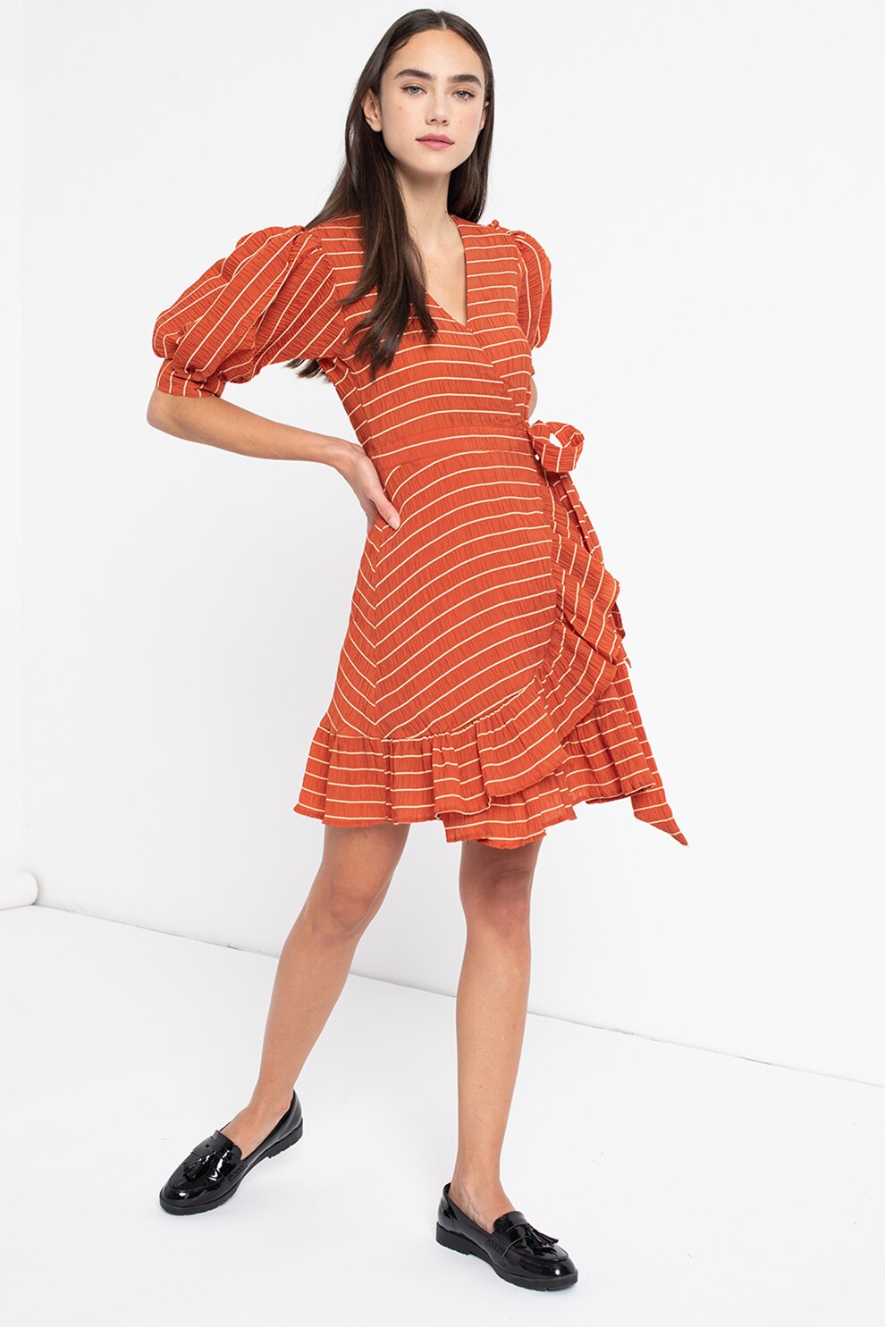 Maison Scotch, Rochie din amestec de lyocell cu model petrecut si dungi, Rosu caramiziu/Crem