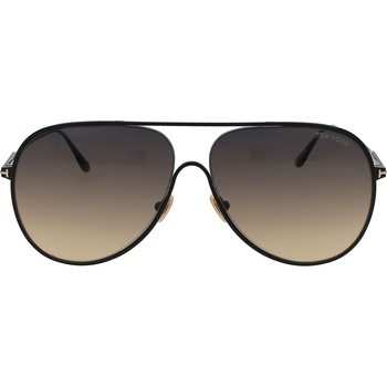 Ochelari de soare Tom Ford FT0824 01B, Negru, 62 mm Ochelari de soare Tom Ford FT0824 01B, Negru, 62 mm