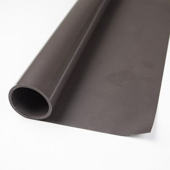 Folie magnetica de interior de culoare maro inchis 0.5 mm Folie magnetica de interior de culoare maro inchis 0.5 mm