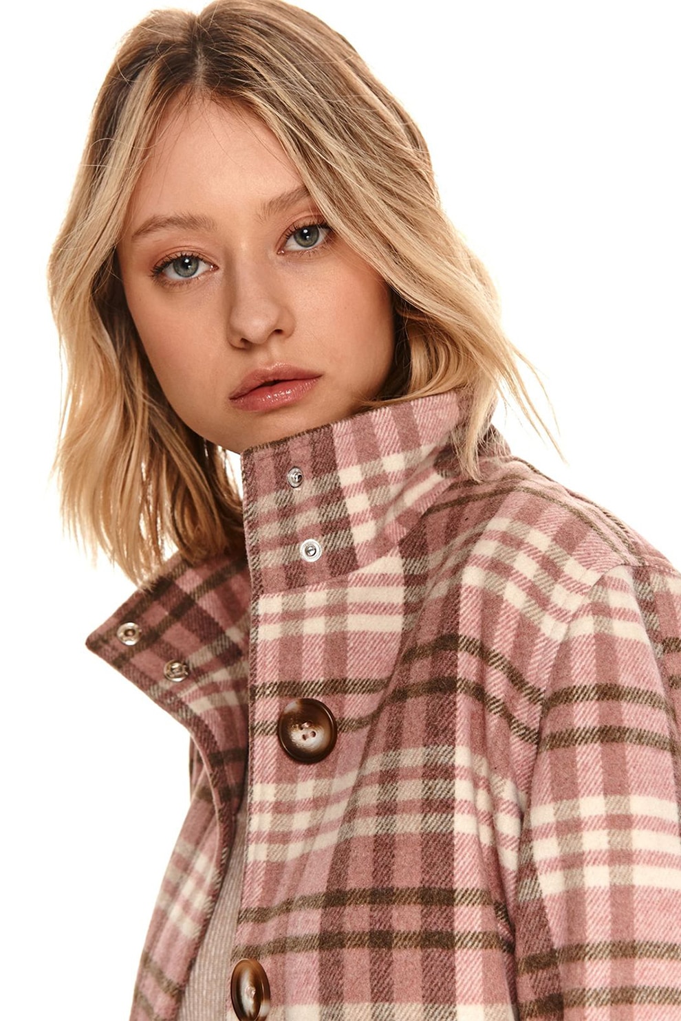 Top Secret, Jacheta-camasa in carouri, Roz