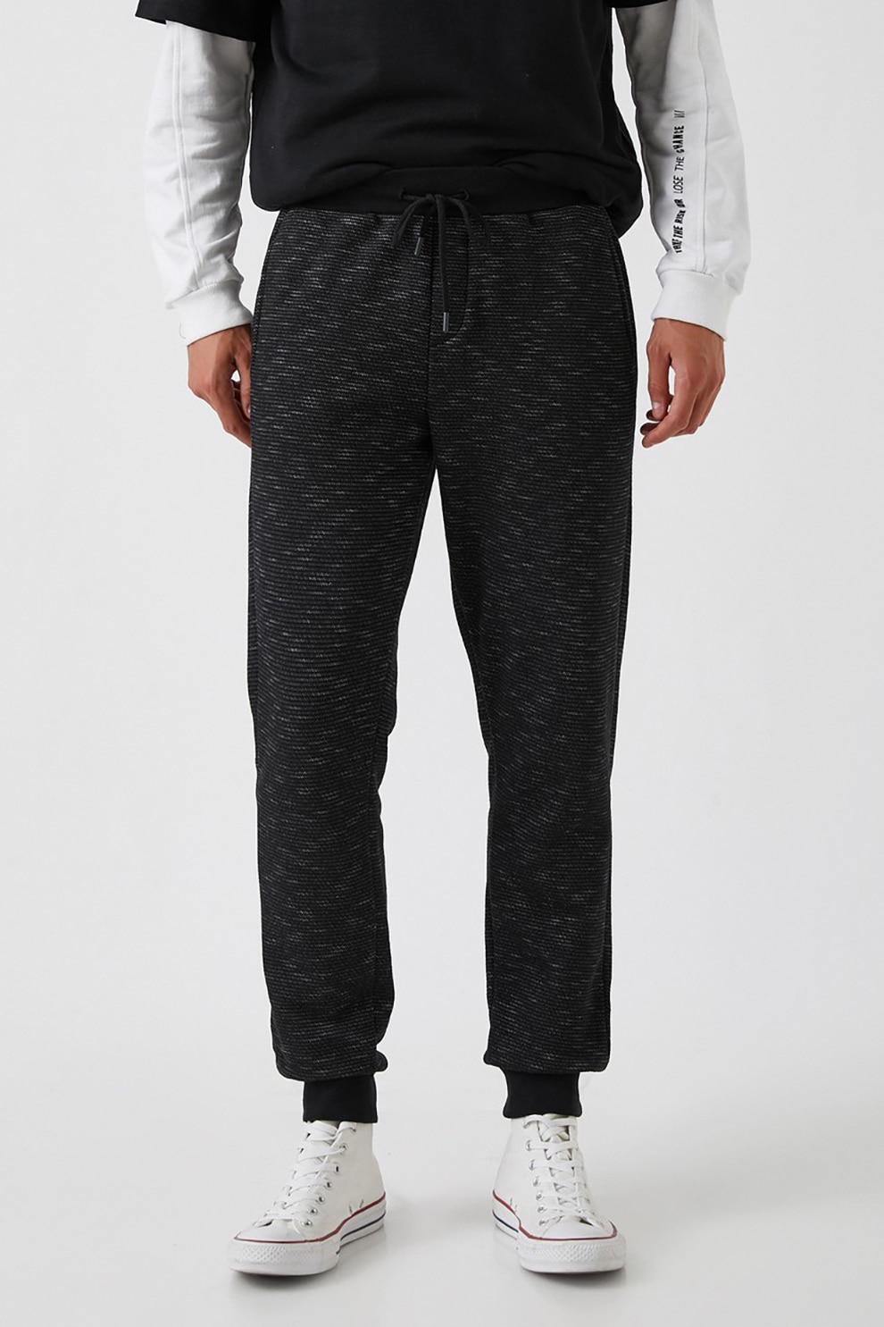 KOTON, Pantaloni sport cu aspect texturat si talie ajustabila, Negru/Alb