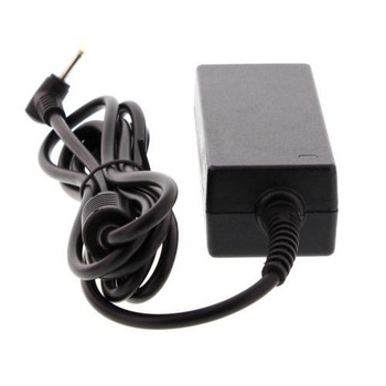 Alimentator pentru laptop Asus, 19V 2.1A 40W, mufa 2.5X0.7 Well Alimentator pentru laptop Asus, 19V 2.1A 40W, mufa 2.5X0.7 Well