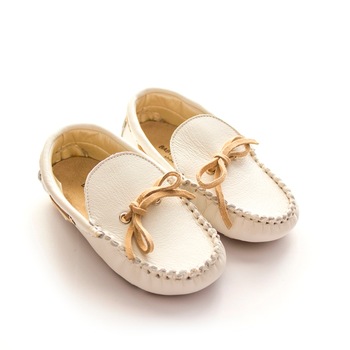 Mocasini Babywalker cu siret, Piele naturala, Alb, 23, 14.7 cm, 2-3 ani Mocasini Babywalker cu siret, Piele naturala, Alb, 23, 14.7 cm, 2-3 ani