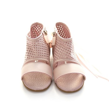 Sandale Babywalker perforate cu funda, Piele naturala, Roz, 22, 14 cm, 1-2 ani Sandale Babywalker perforate cu funda, Piele naturala, Roz, 22, 14 cm, 1-2 ani